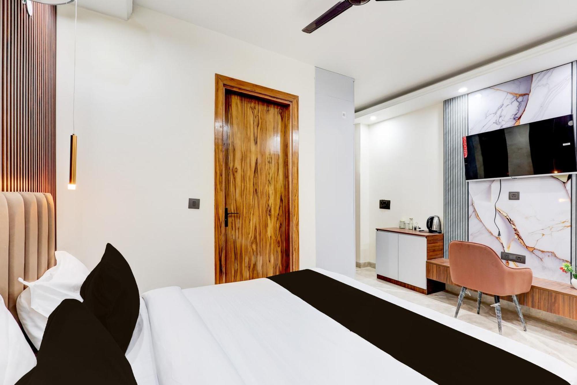 Super Hotel O Sector 43 Γκουργκάον Εξωτερικό φωτογραφία
